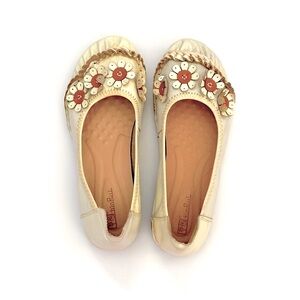 •HIN RUI• Earthy Floral Soft Leather Flats
